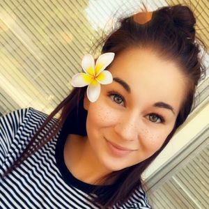 Meet your Posher, Ashley